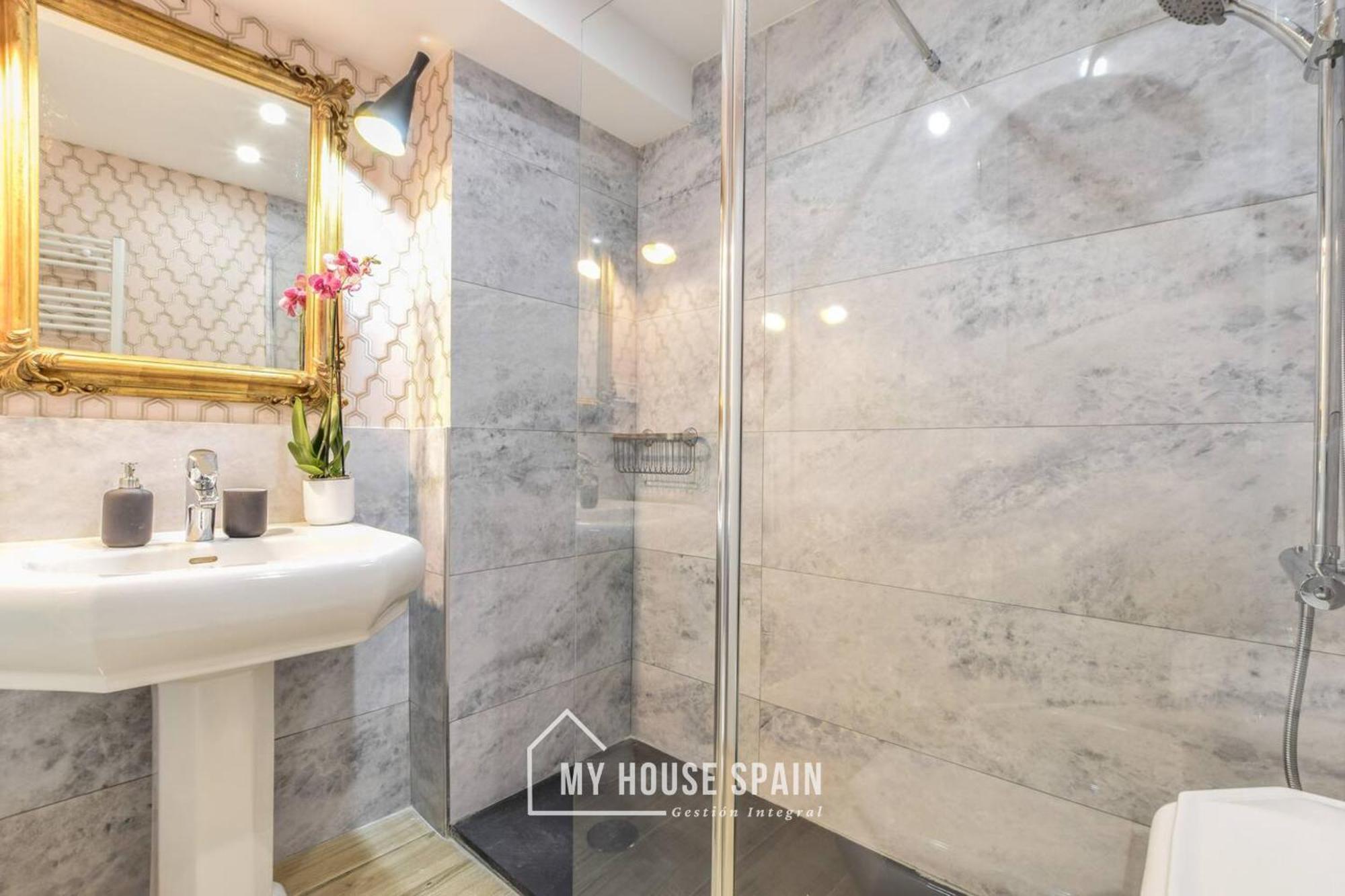 Myhousespain - Sensacional Piso En Malasana Madrid Eksteriør billede